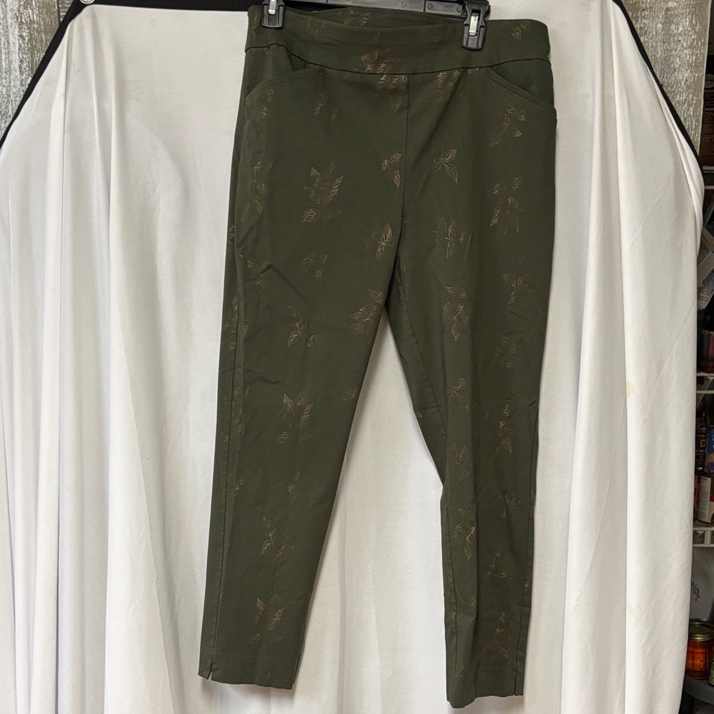 Chico's Olive Leaf Pattern Pants - image 1